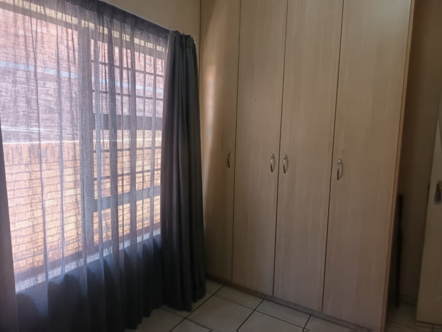 3 Bedroom Property for Sale in Riviera Northern Cape